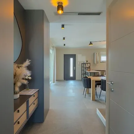 Villa In With Swimming Pool *